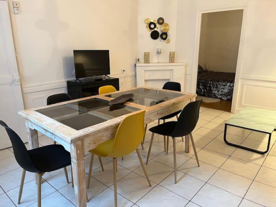 Joli Appartement Centre Nevers Dış mekan fotoğraf
